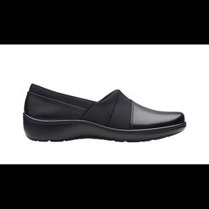 Clarks Woman Cora Heather Slip on shoes